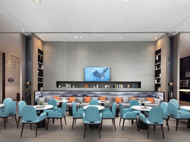 Imagen de los interiores del Hotel Hampton by Hilton Emeishan Scenic Area. Foto 14