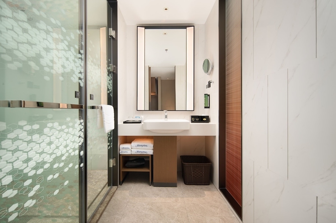 Imagen de la habitación del Hotel Hampton by Hilton Foshan Beijiao. Foto 6