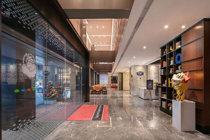 Imagen de los interiores del Hotel Hampton by Hilton Foshan Dali. Foto 16