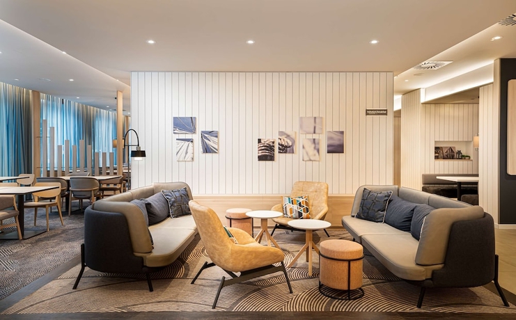 Imagen de los interiores del Hotel Hampton by Hilton Kiel City Centre. Foto 18