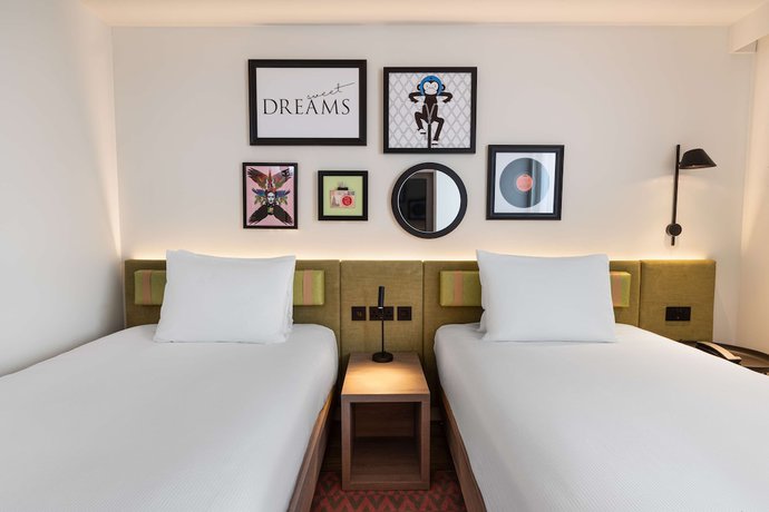 Imagen de la habitación del Hotel Hampton by Hilton London Ealing. Foto 6