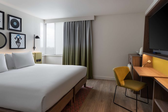 Imagen de la habitación del Hotel Hampton by Hilton London Ealing. Foto 11