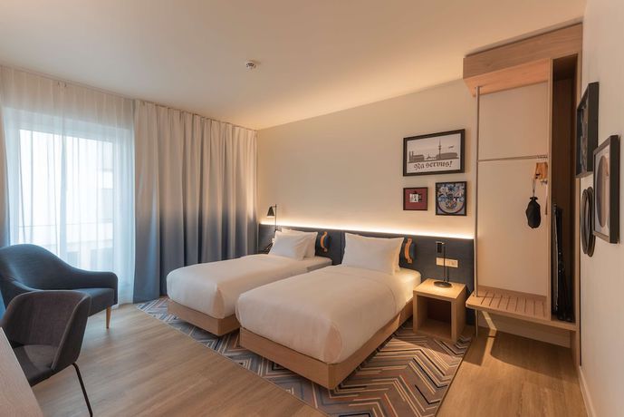Imagen de la habitación del Hotel Hampton by Hilton Munich City North. Foto 4