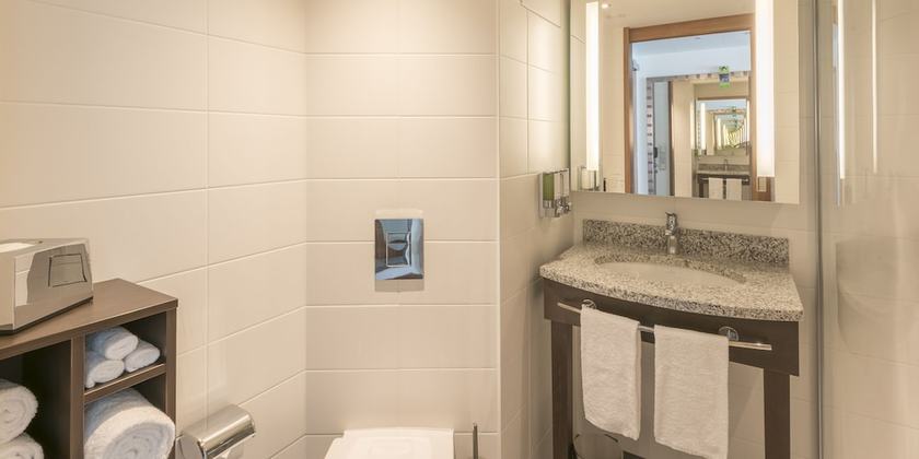 Imagen de la habitación del Hotel Hampton by Hilton Munich City West. Foto 10