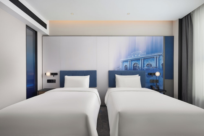 Imagen de la habitación del Hotel Hampton by Hilton Nanjing North Railway Station. Foto 15