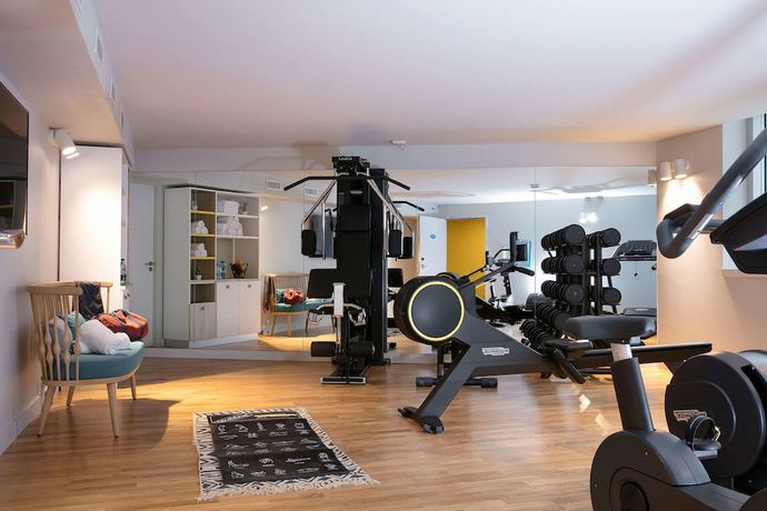 Imagen de los interiores del Hotel Hampton by Hilton Paris Clichy. Foto 18