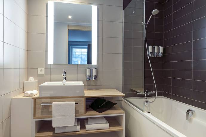 Imagen de la habitación del Hotel Hampton by Hilton Paris Clichy. Foto 15