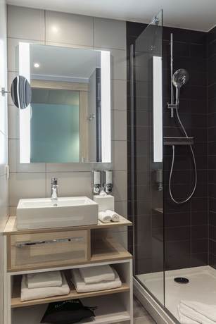 Imagen de la habitación del Hotel Hampton by Hilton Paris Clichy. Foto 16