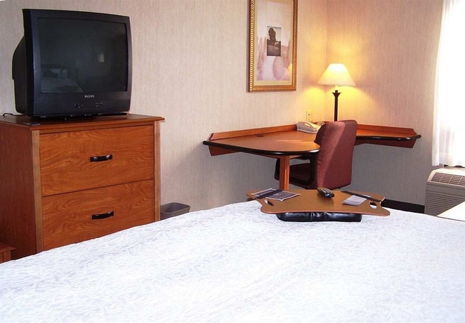 Imagen de la habitación del Hotel Hampton by Hilton Saltillo. Foto 6