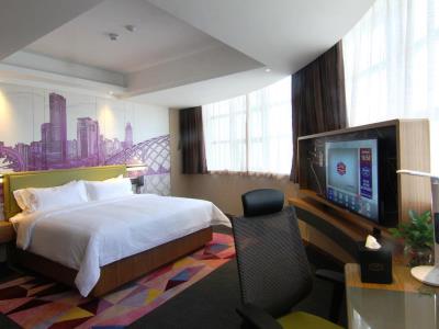 Imagen de la habitación del Hotel Hampton by Hilton Shenzhen Guangming. Foto 6