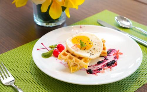 Imagen general del Hotel Hampton by Hilton Shenzhen Yuanshan. Foto 1