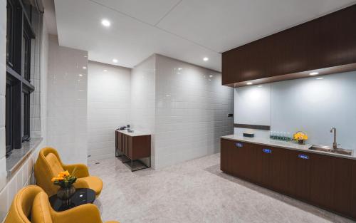 Imagen general del Hotel Hampton by Hilton Shenzhen Yuanshan. Foto 7