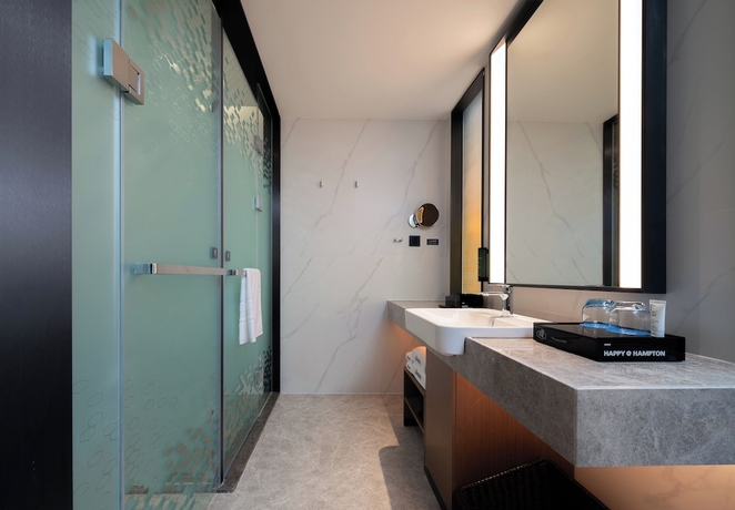 Imagen de la habitación del Hotel Hampton by Hilton Zhangjiajie National Forest Park. Foto 11