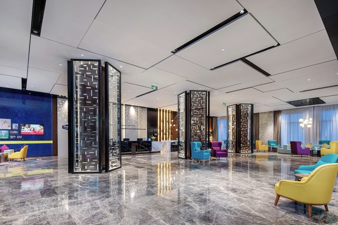 Imagen de los interiores del Hotel Hampton by Hilton Zhangjiajie Tianmen Mountain. Foto 11
