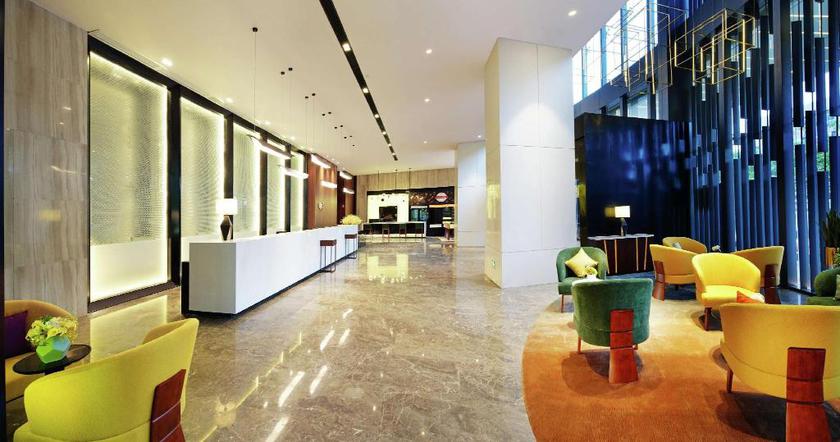 Imagen de los interiores del Hotel Hampton by Hilton Zhuhai Cheng Feng plaze. Foto 13