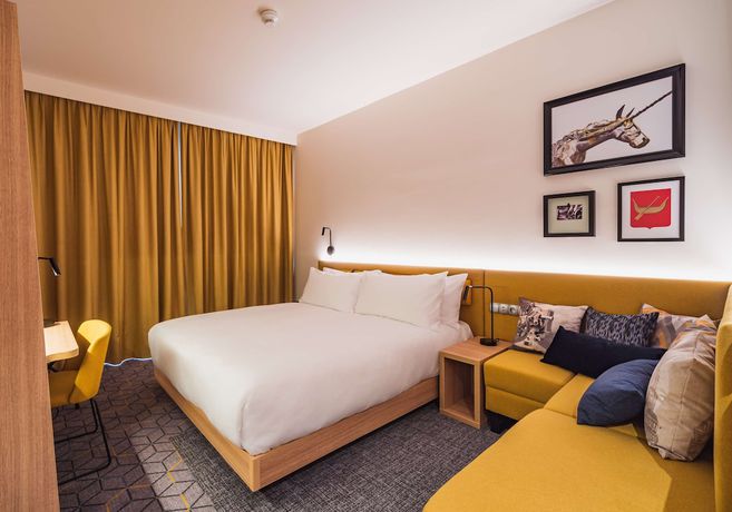 Imagen de la habitación del Hotel Hampton by Hilton Ł&oacute;dź City Center. Foto 2
