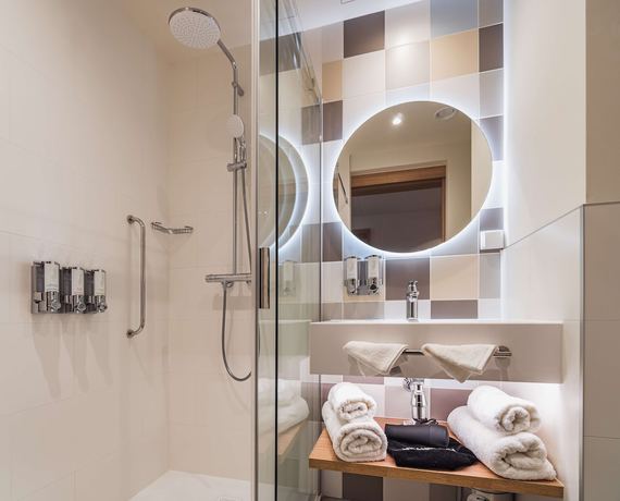 Imagen de la habitación del Hotel Hampton by Hilton Ł&oacute;dź City Center. Foto 5