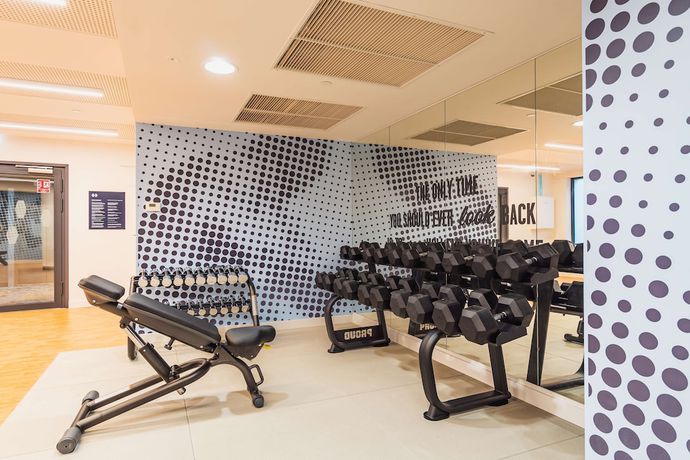 Imagen de los interiores del Hotel Hampton by Hilton Ł&oacute;dź City Center. Foto 16