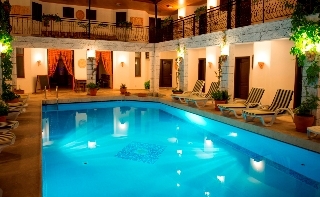 Imagen de la piscina del Hotel Han Dalyan. Foto 7