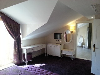 Imagen de la habitación del Hotel Han Deluxe. Foto 5