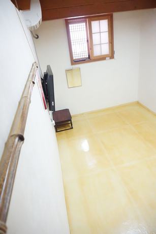 Imagen de la habitación del Hotel Han Guesthouse. Foto 8