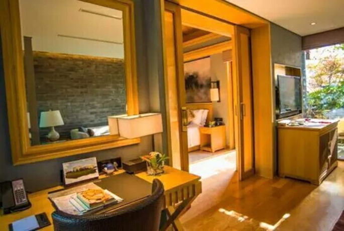 Imagen de la habitación del Hotel Han Yue Lou Resort And Spa, Jiuhuashan. Foto 10
