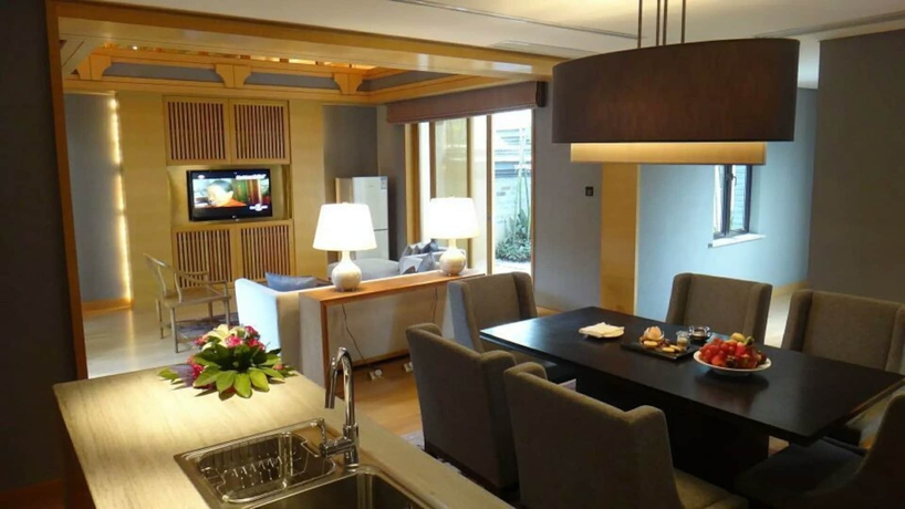 Imagen de la habitación del Hotel Han Yue Lou Resort And Spa, Jiuhuashan. Foto 13