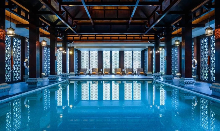 Imagen de la piscina del Hotel Han Yue Lou Resort And Spa, Jiuhuashan. Foto 19