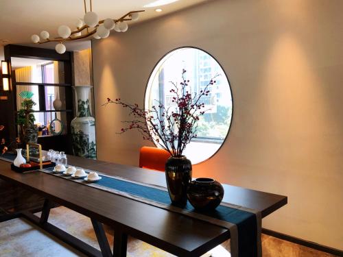 Imagen general del Hotel HanTang Haikou Business College Sun Moon Plaza Duty Free Shop. Foto 3