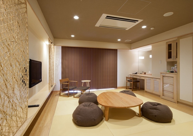 Imagen de la habitación del Hotel Hana Beppu. Foto 5
