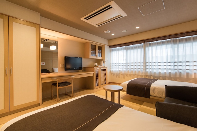 Imagen de la habitación del Hotel Hana Beppu. Foto 12