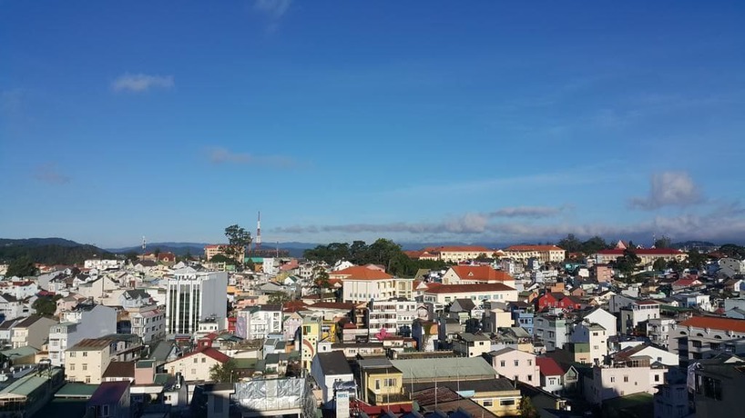 Imagen de los exteriores del Hotel Hana Dalat. Foto 15
