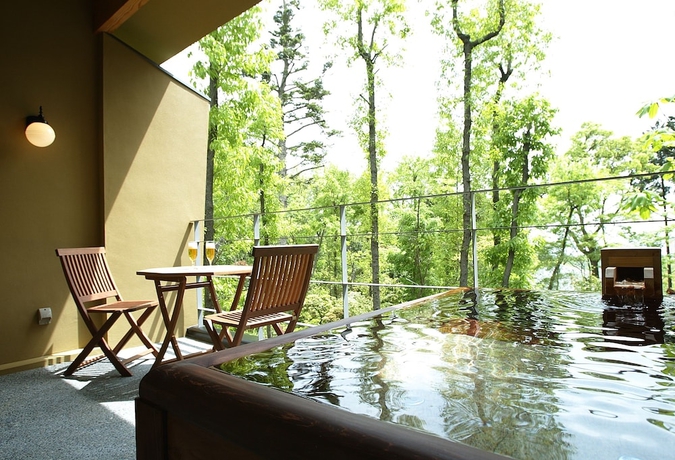 Imagen de la habitación del Hotel Hana No Kumo. Foto 2