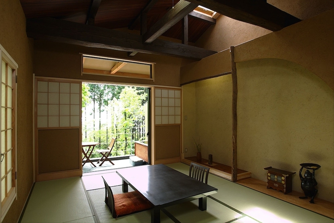 Imagen de la habitación del Hotel Hana No Kumo. Foto 4