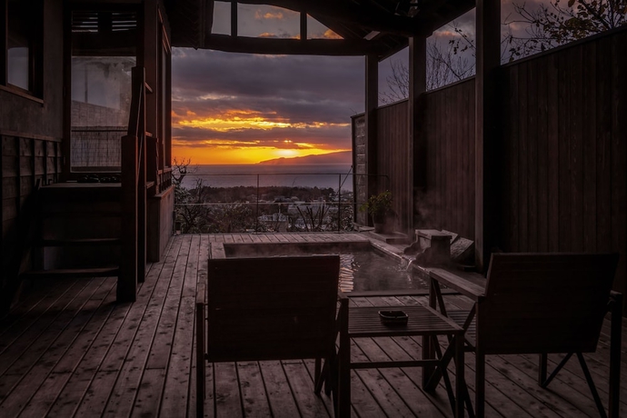 Imagen de la habitación del Hotel Hana No Kumo. Foto 15