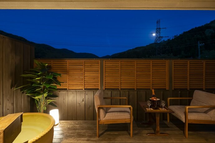 Imagen general del Hotel Hanahasuonnsenn Somayama. Foto 9