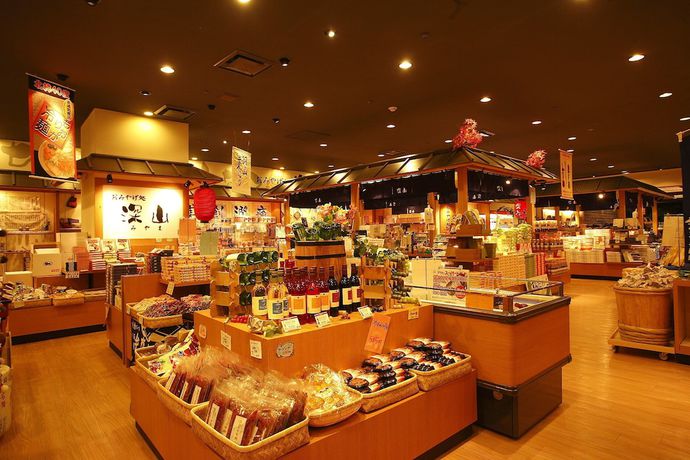 Imagen de los interiores del Hotel Hanamaki Onsen Senshukaku. Foto 20