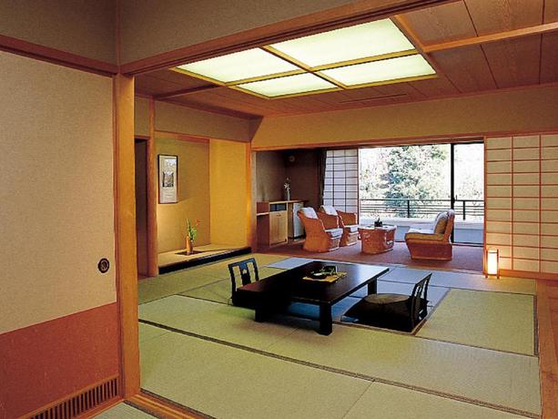 Imagen general del Hotel Hananomaru. Foto 14