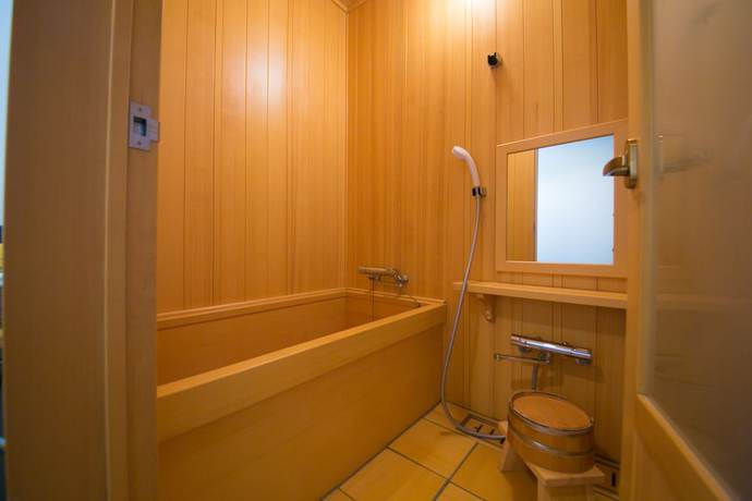 Imagen de la habitación del Hotel Hanaougi Bettei Iiyama. Foto 7