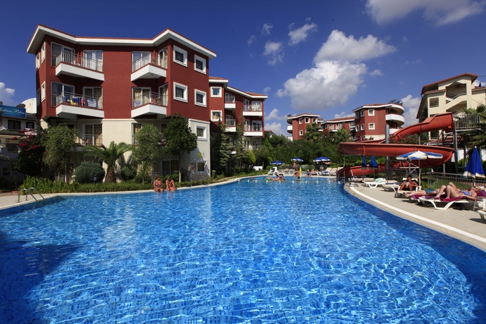 Imagen de la piscina del Hotel Hanay Suit. Foto 16
