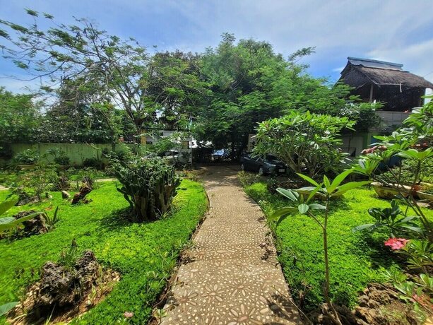 Imagen general del Hotel Hanbee\'s Flower Garden Resort. Foto 12