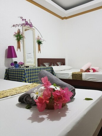 Imagen de la habitación del Hotel Hanbee\'s Flower Garden Resort. Foto 16