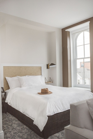 Imagen de la habitación del Hotel Hancock House. Foto 10