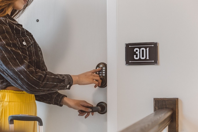 Imagen de los interiores del Hotel Hancock House. Foto 19