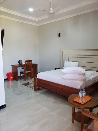 Imagen de la habitación del Hotel Hancol. Foto 17