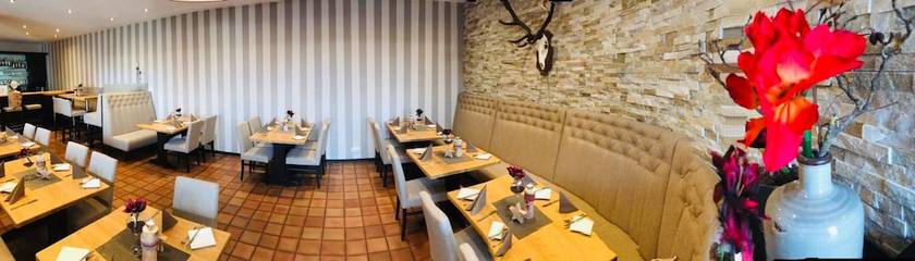 Imagen del bar/restaurante del Hotel HandS Wildpferd. Foto 5