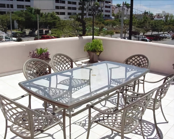 Imagen de la habitación del Hotel Handall Cancun. Foto 10