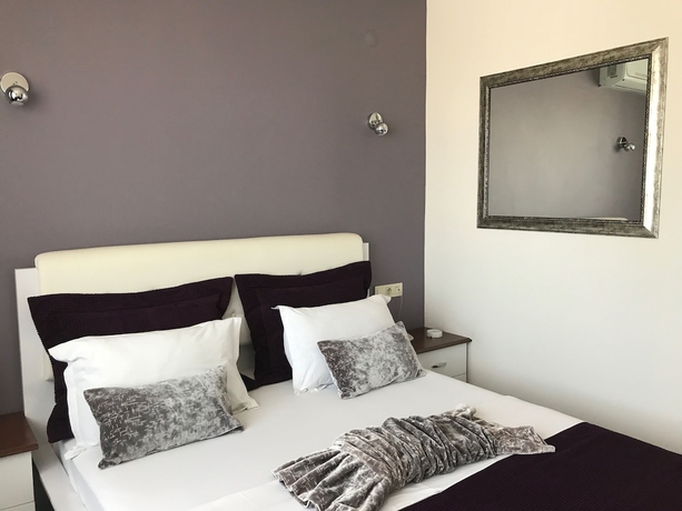 Imagen de la habitación del Hotel Hande. Foto 10