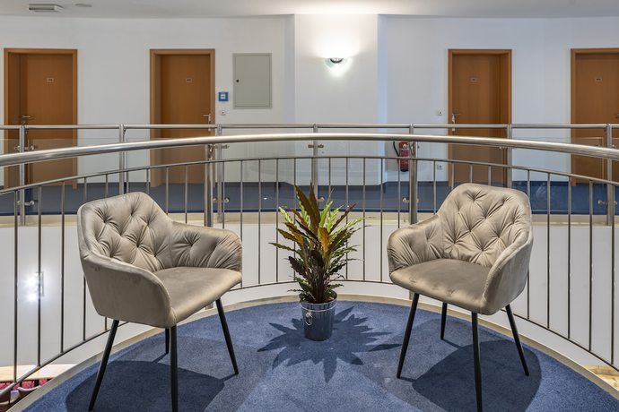 Imagen de los interiores del Hotel Hands Belmondo Leipzig Airport. Foto 13