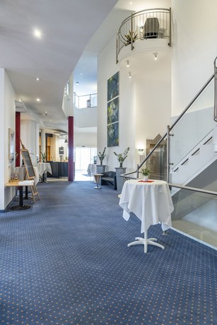 Imagen de los interiores del Hotel Hands Belmondo Leipzig Airport. Foto 14